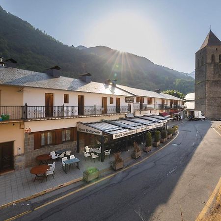 Hostal Los Valles Б'єльса Екстер'єр фото