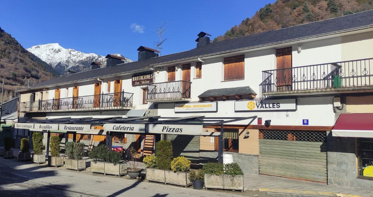 Hostal Los Valles Б'єльса Екстер'єр фото