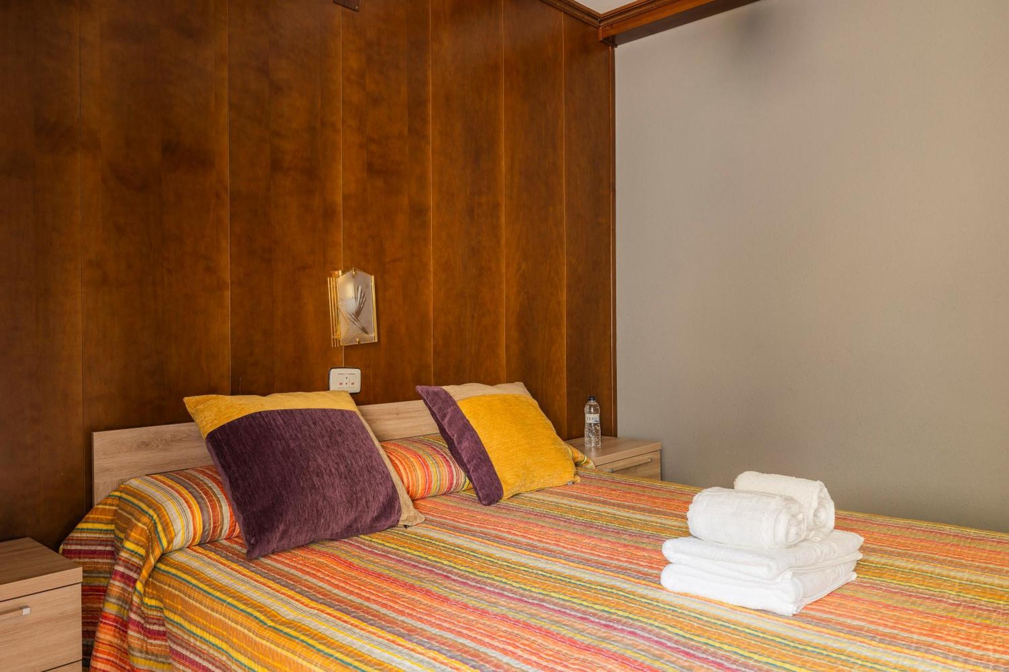 Hostal Los Valles Б'єльса Екстер'єр фото
